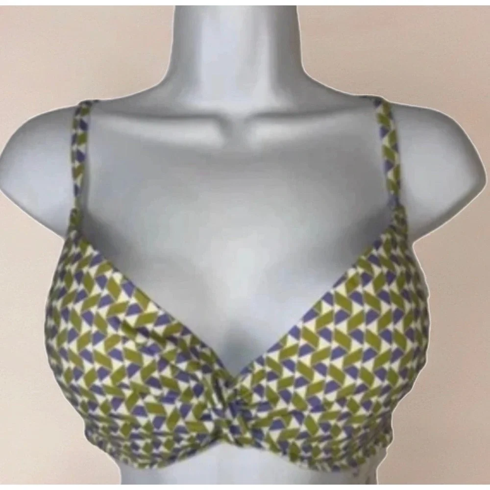 Shade & Shore Bikini Top Women 36C Green Geometric Twist Front Underwire Swim
